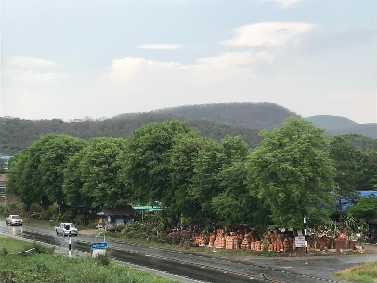 Inn My Place Пакчонг Экстерьер фото