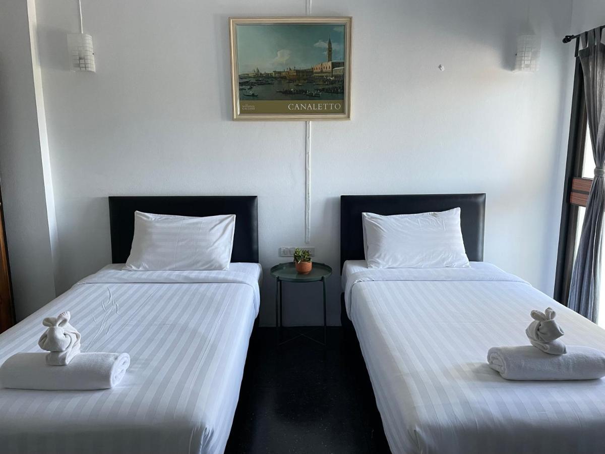 Inn My Place Пакчонг Экстерьер фото