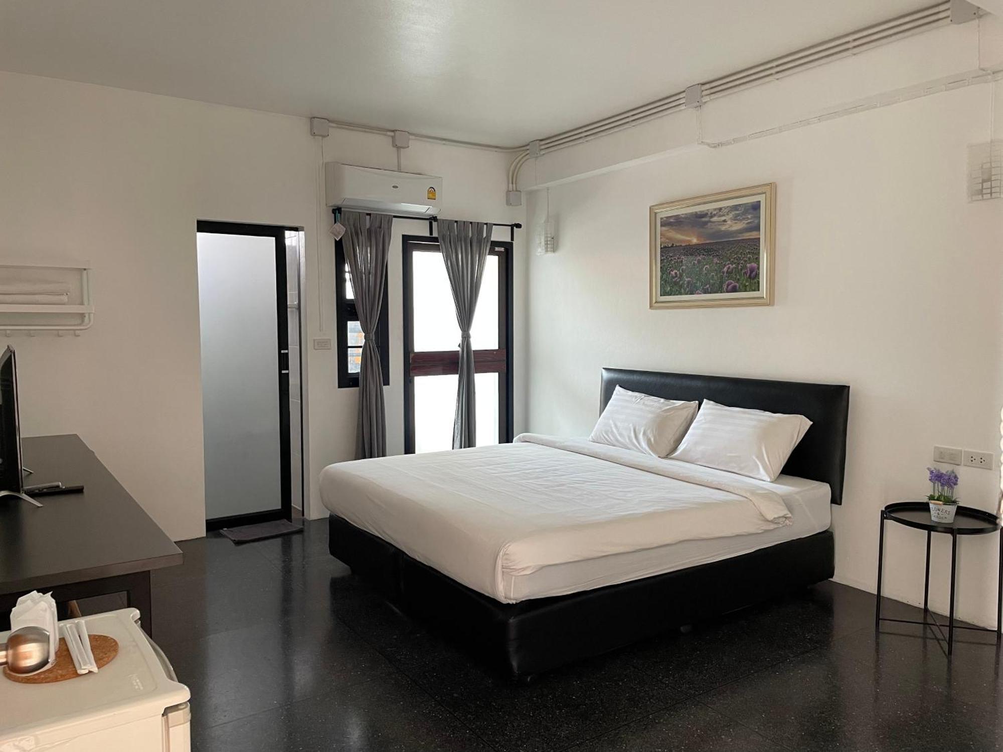 Inn My Place Пакчонг Экстерьер фото